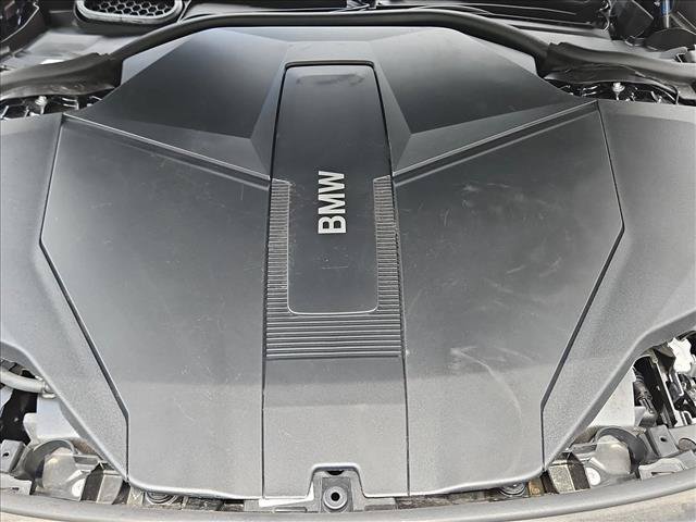 Used 2024 BMW i7 xDrive60 w/ Executive Package AWD/4WD image 22