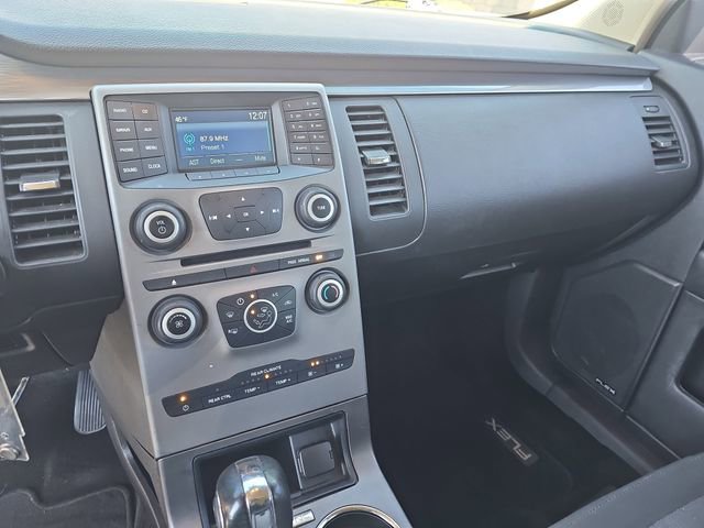 Used 2019 Ford Flex SE image 24