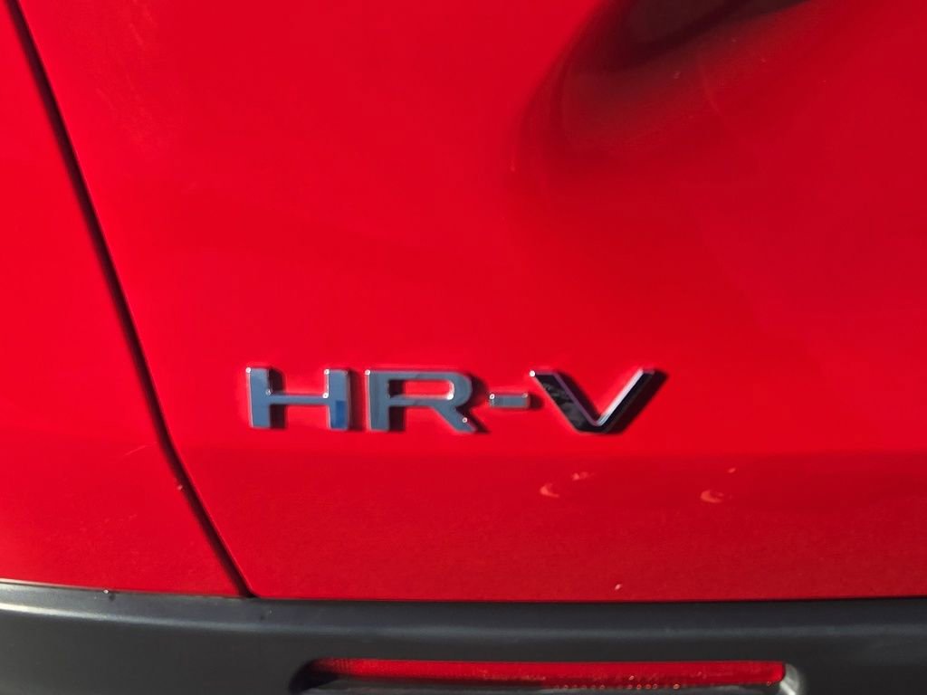 Certified 2025 Honda HR-V Sport image 7