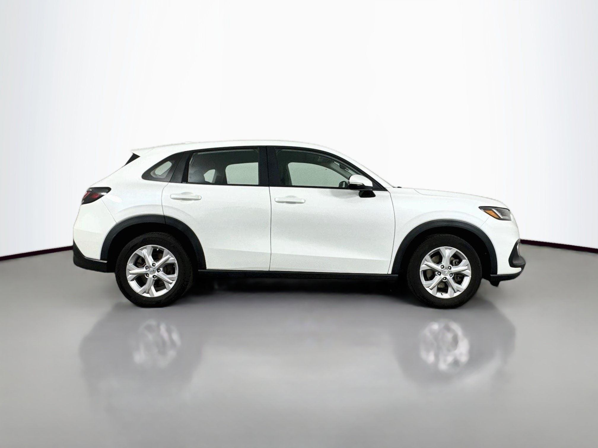 Used 2023 Honda HR-V LX image 8