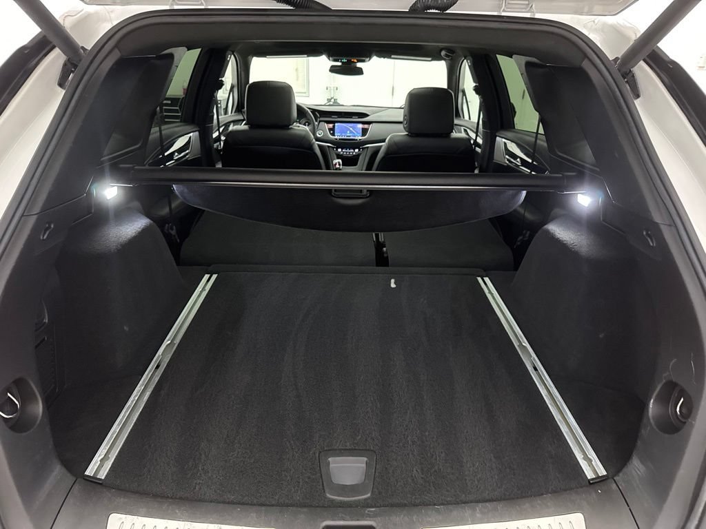 Used 2023 Cadillac XT5 Premium Luxury AWD/4WD image 7