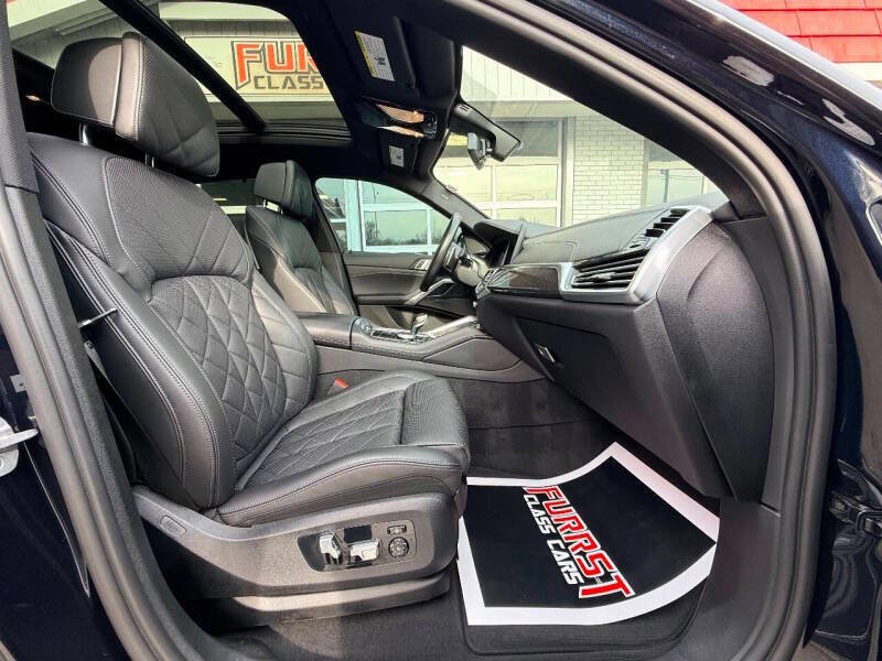 Used 2023 BMW X6 M50i w/ Parking Assistance Package AWD/4WD image 39