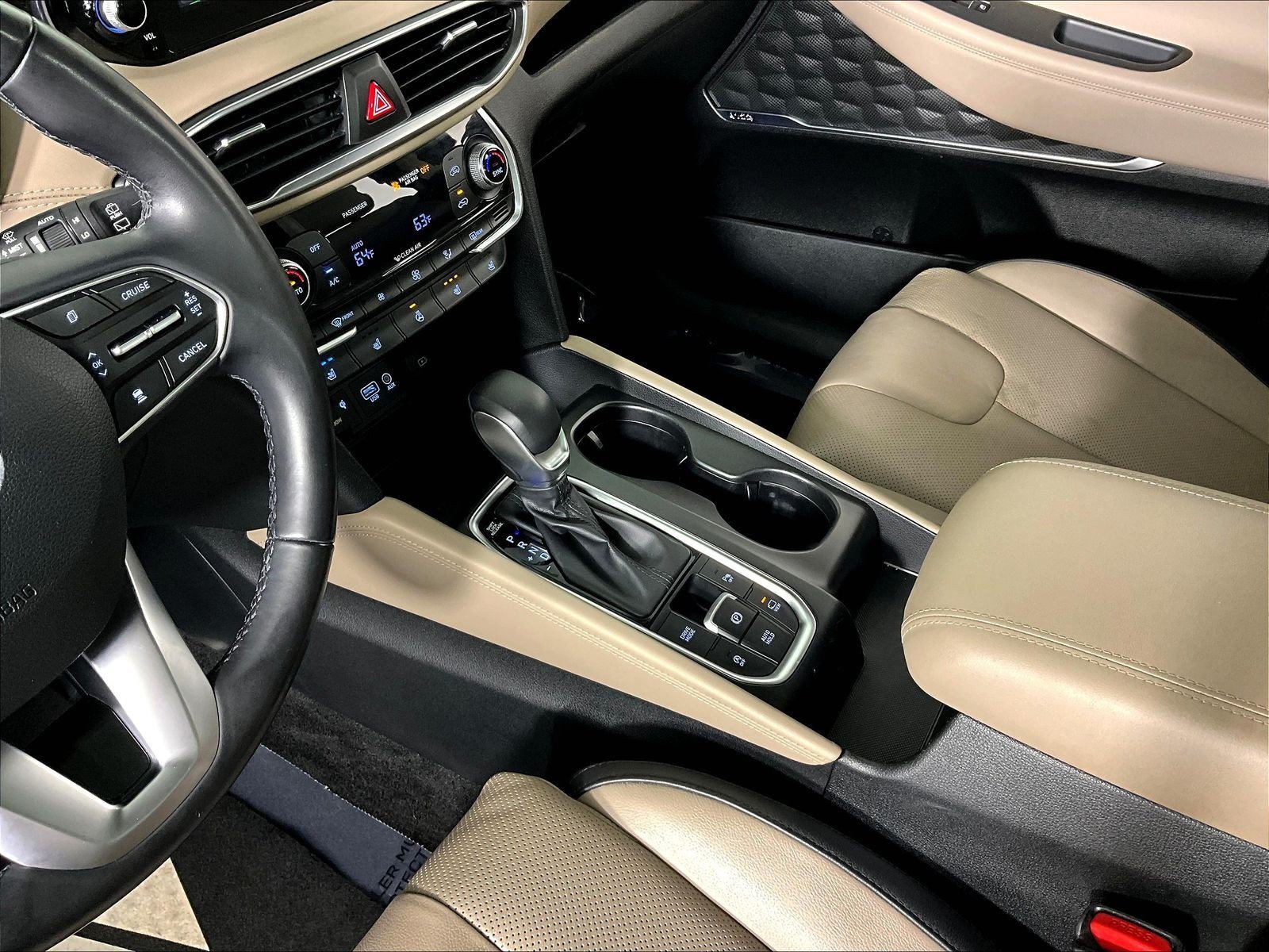 Used 2019 Hyundai Santa Fe FWD image 18
