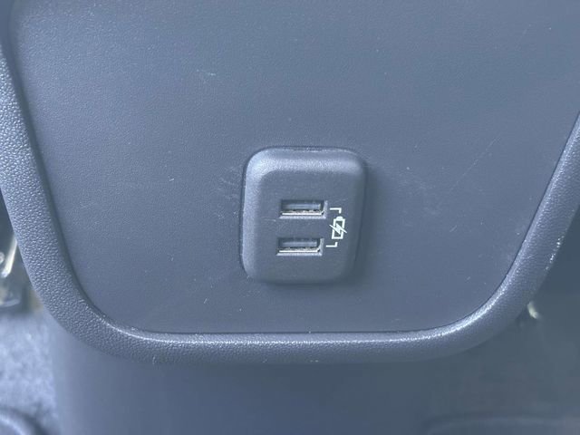 Used 2024 GMC Terrain SLE image 22