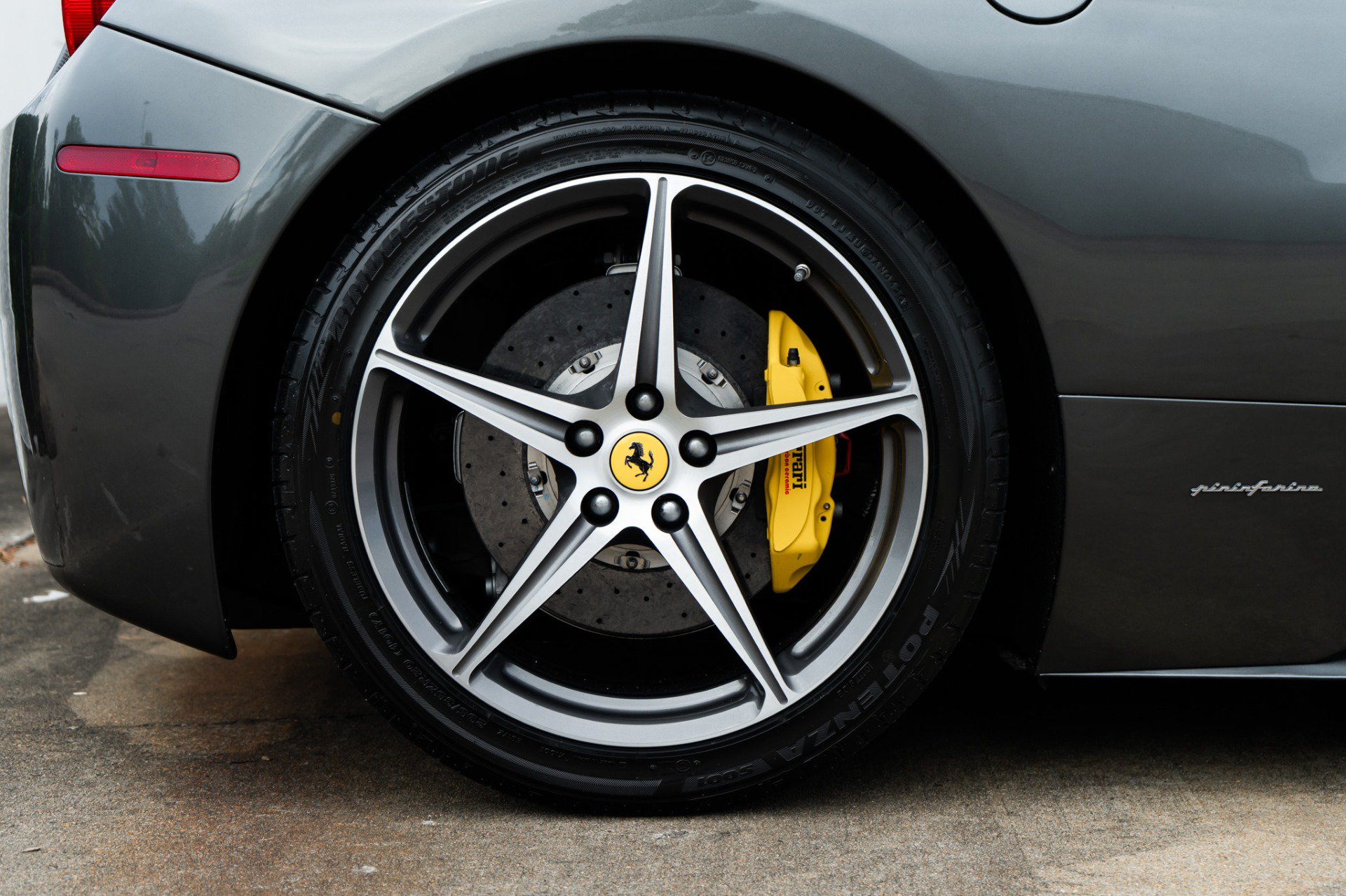 Used 2013 Ferrari 458 Italia Coupe RWD image 34