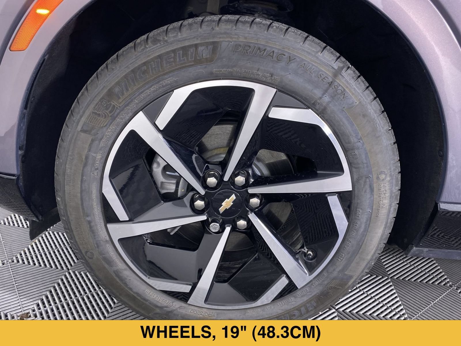 Certified 2024 Chevrolet Equinox EV LT FWD image 14