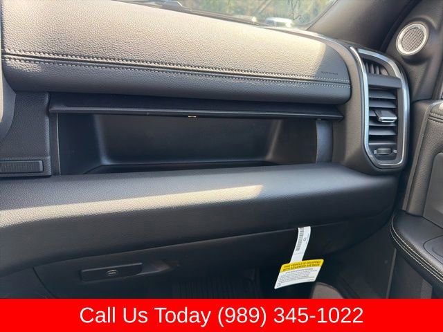 New 2026 RAM 3500 Laramie AWD/4WD image 36