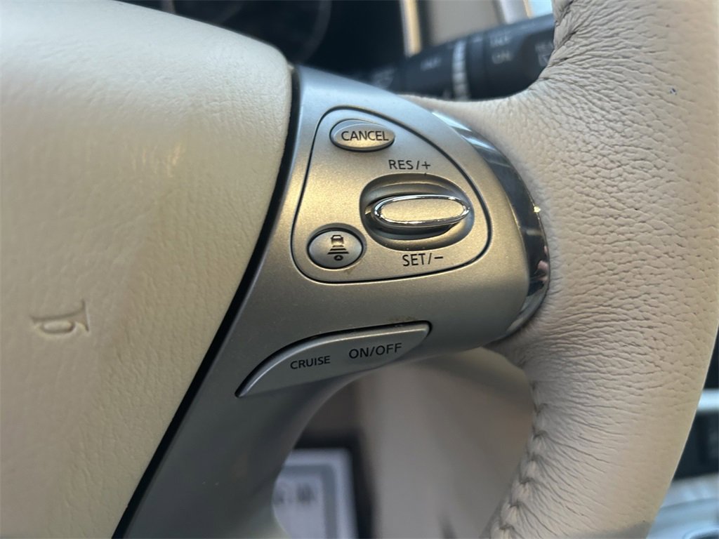 Used 2015 Nissan Murano SL w/ SL Technology Package image 16