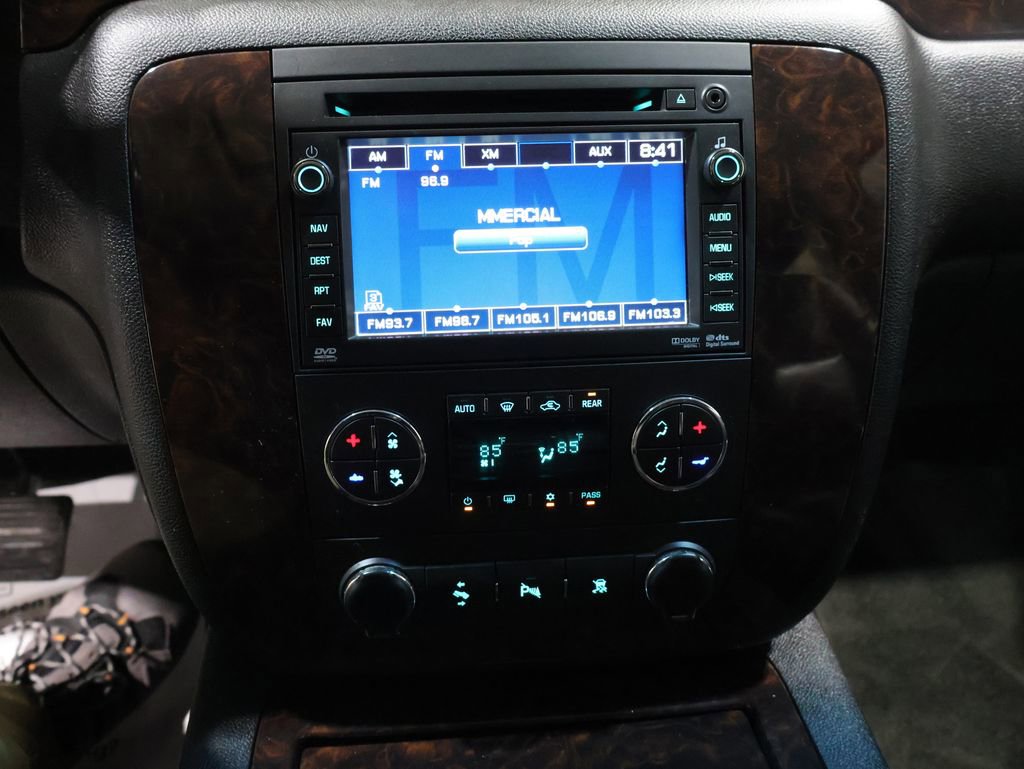 Used 2011 GMC Yukon Denali image 28
