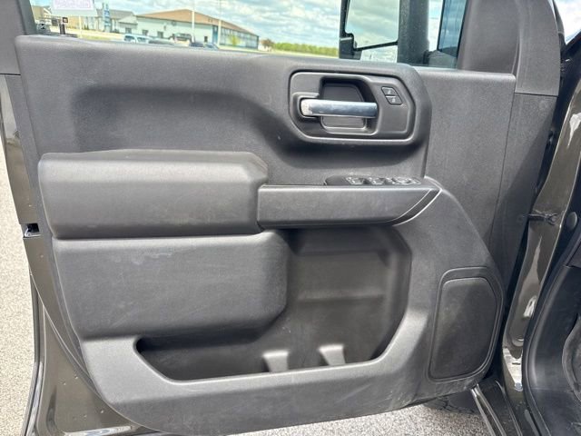 Used 2022 Chevrolet Silverado 2500 Custom w/ Custom Value Package AWD/4WD image 16