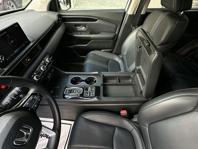 Used 2025 Honda Pilot EX-L image 28