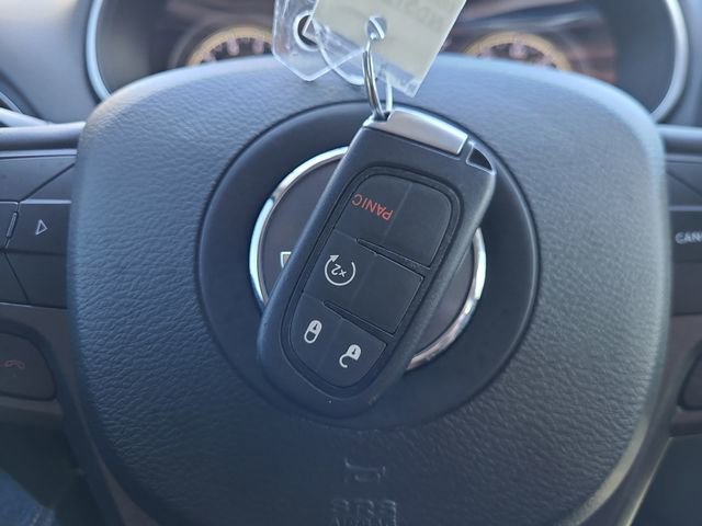 Used 2022 Jeep Cherokee Trailhawk w/ Trailer Tow Group image 32