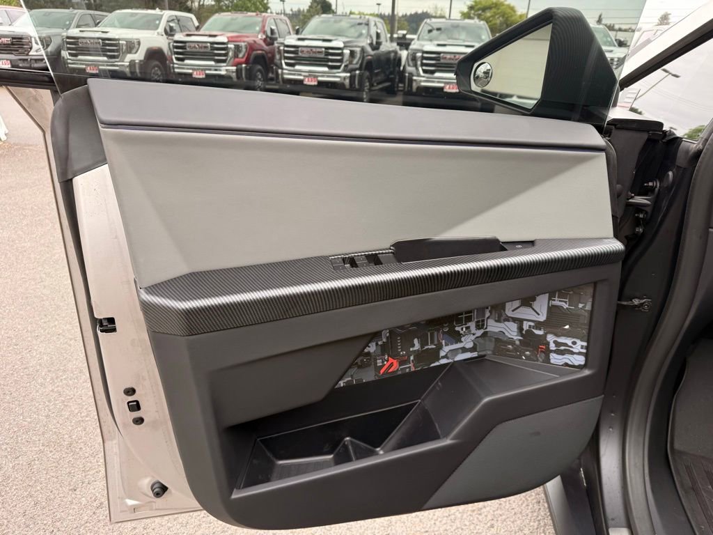 Used 2024 Tesla Cybertruck Cyberbeast AWD/4WD image 17