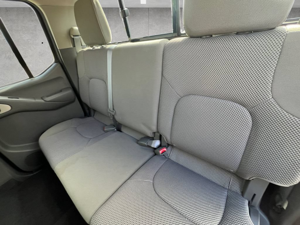 Used 2019 Nissan Frontier SV RWD image 22