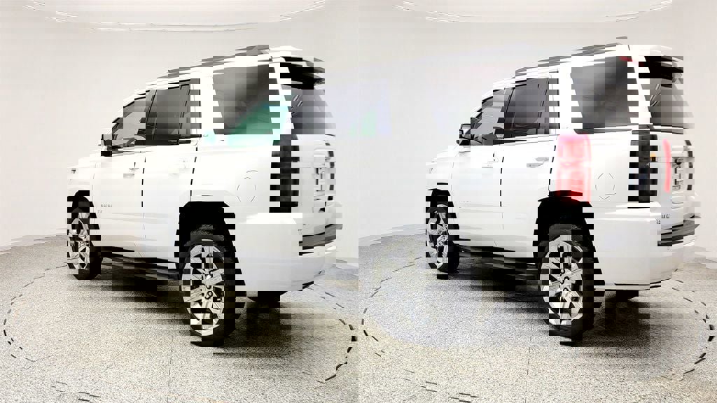 Used 2016 Chevrolet Tahoe LT w/ Luxury Package image 7