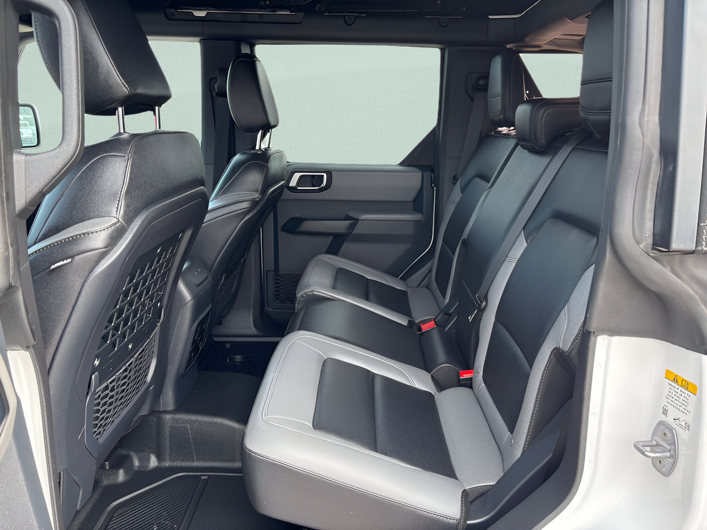 Certified 2023 Ford Bronco Big Bend w/ Sasquatch Package AWD/4WD image 5
