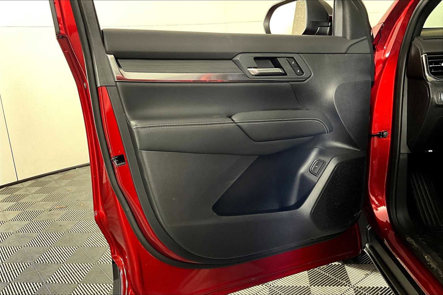 New 2026 GMC Terrain Elevation w/ Elevation Premium Package image 16