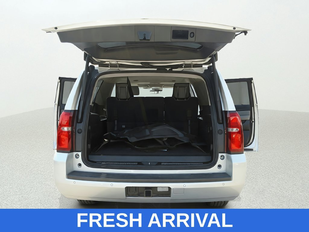 Used 2019 Chevrolet Suburban LT AWD/4WD image 14