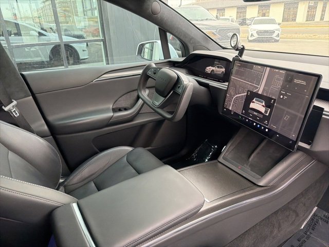 Used 2023 Tesla Model X Plaid image 13