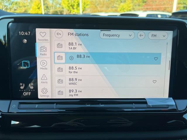 Used 2025 Volkswagen Atlas SE w/ Panoramic Sunroof Package image 35