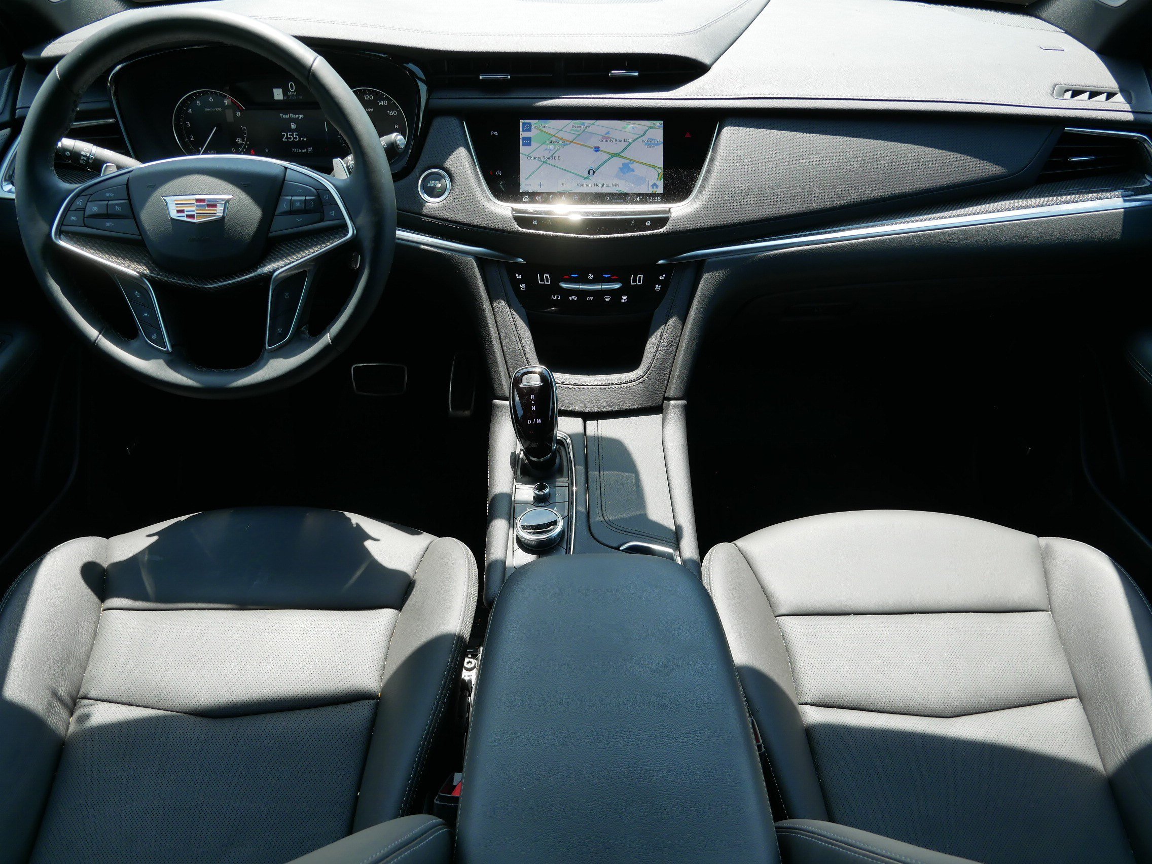 Certified 2025 Cadillac XT5 Sportv w/ LPO, Floor Liner Package AWD/4WD image 8