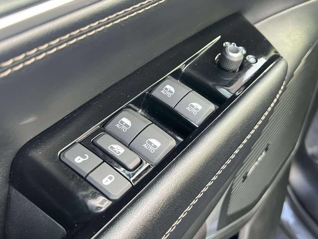 Used 2024 Jeep Wagoneer Series II AWD/4WD image 17