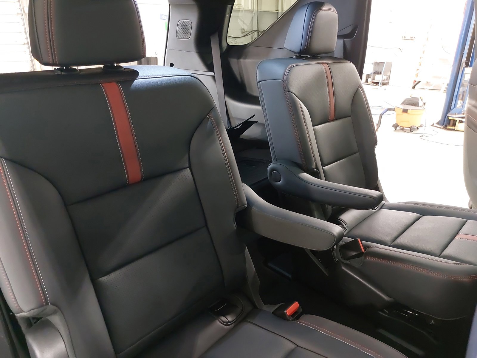 Used 2024 Chevrolet Traverse RS w/ LPO, Floor Liner Package image 12