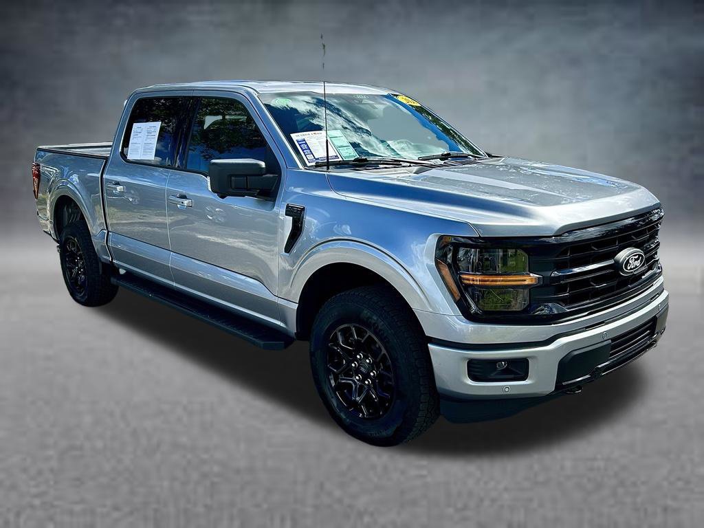 Used 2026 Ford F150 XLT w/ Equipment Group 302A MID AWD/4WD image 3