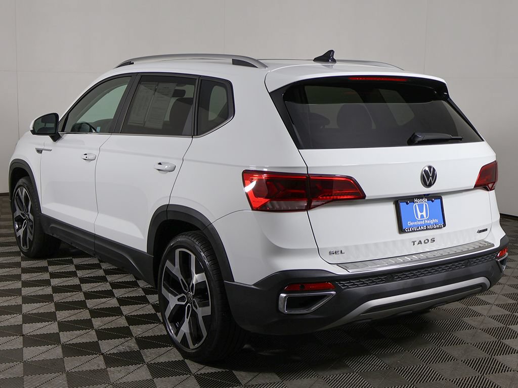 Used 2023 Volkswagen Taos SEL AWD/4WD image 12