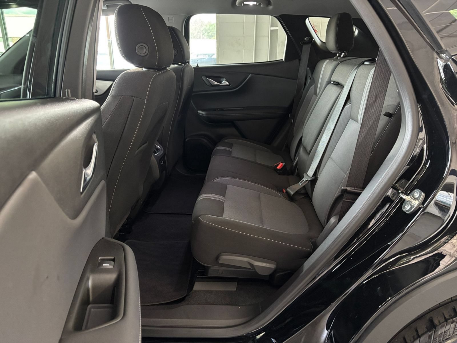 Used 2026 Chevrolet Blazer LT FWD image 26