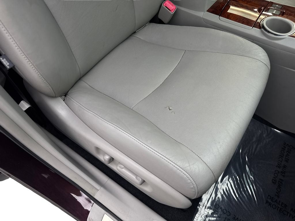 Used 2013 Toyota Highlander Limited AWD/4WD image 51