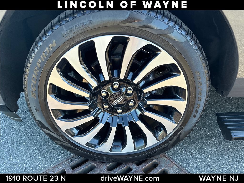 Certified 2024 Lincoln Navigator Black Label AWD/4WD image 29