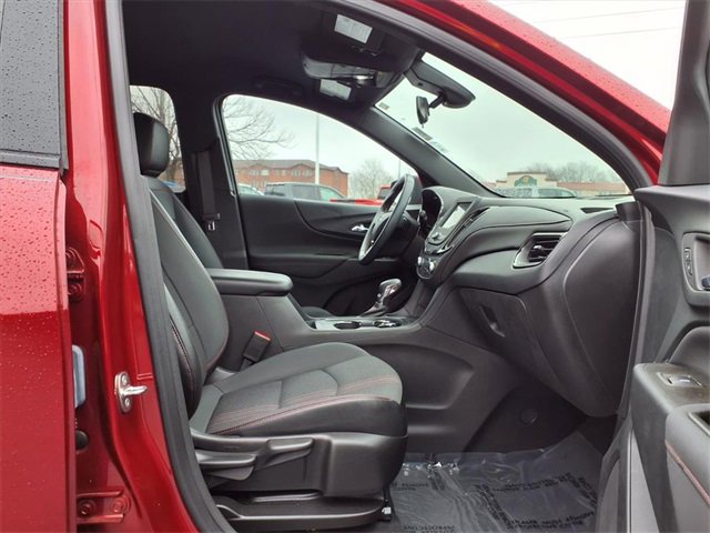 Used 2023 Chevrolet Equinox RS w/ LPO, Floor Liner Package image 18