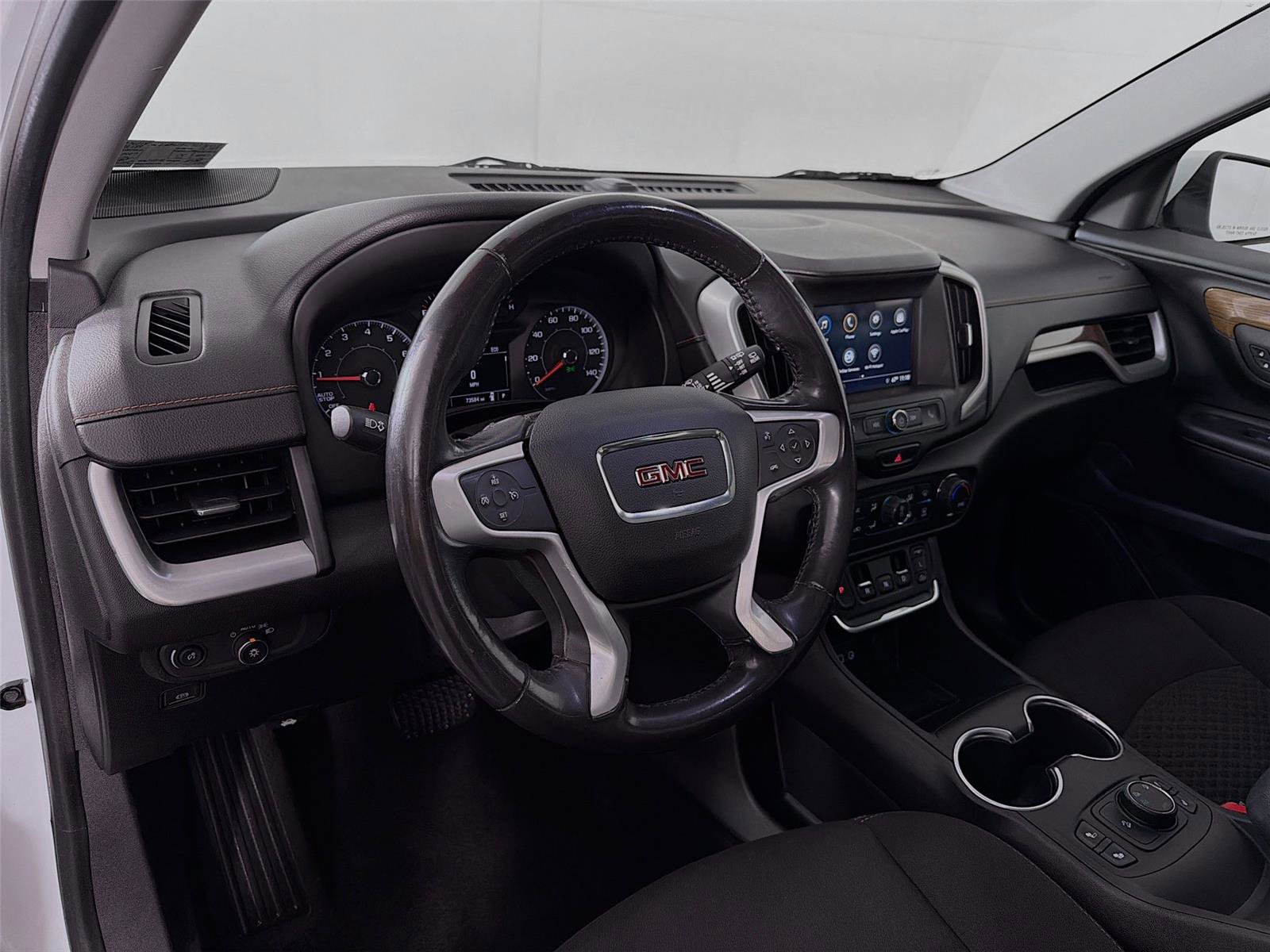 Used 2018 GMC Terrain SLE w/ Driver Convenience Package AWD/4WD image 9