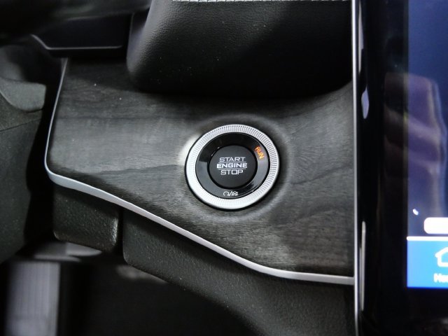 Used 2023 Jeep Grand Cherokee Limited AWD/4WD image 20