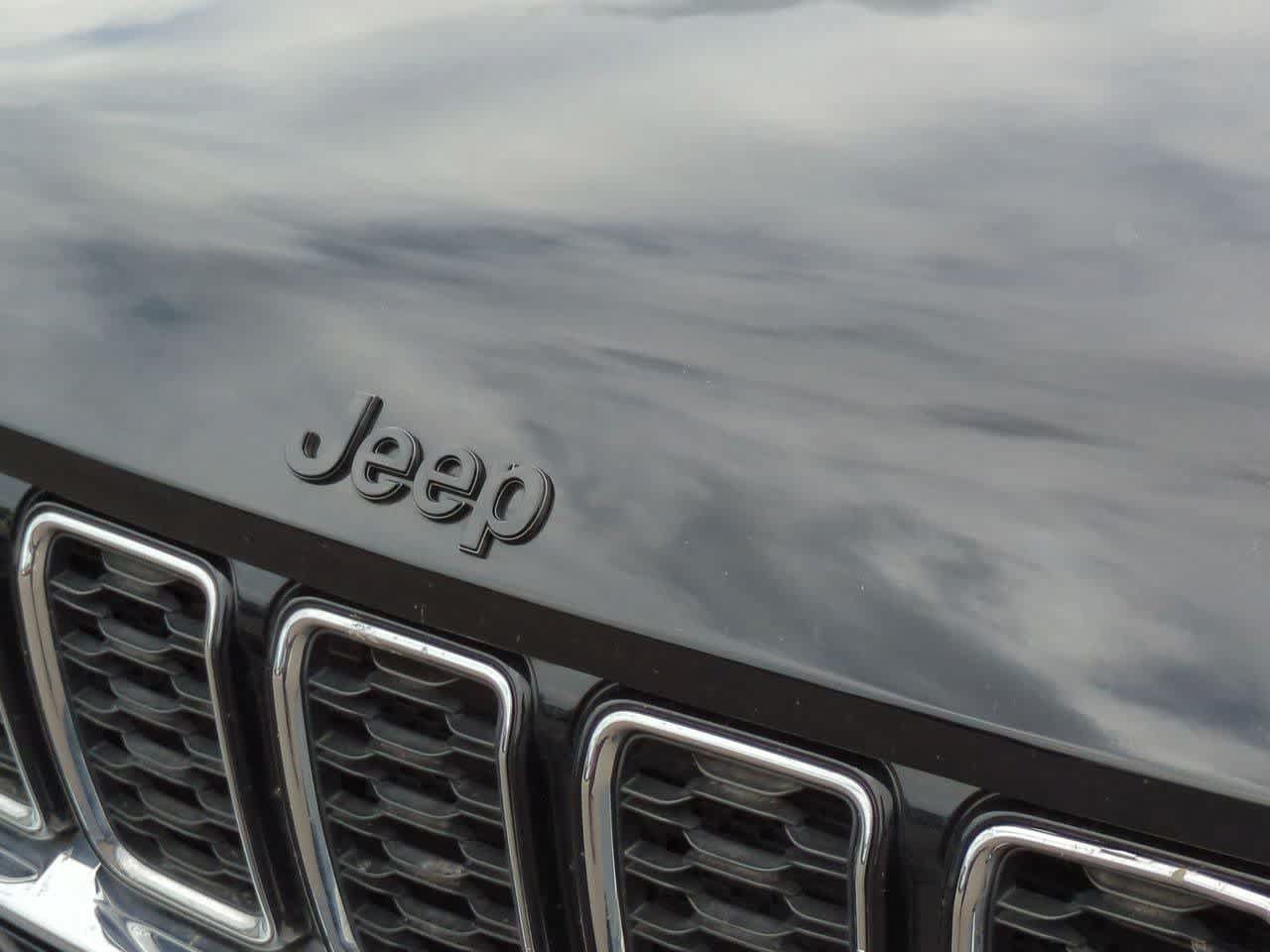 Used 2024 Jeep Grand Cherokee Limited 4xe AWD/4WD image 11