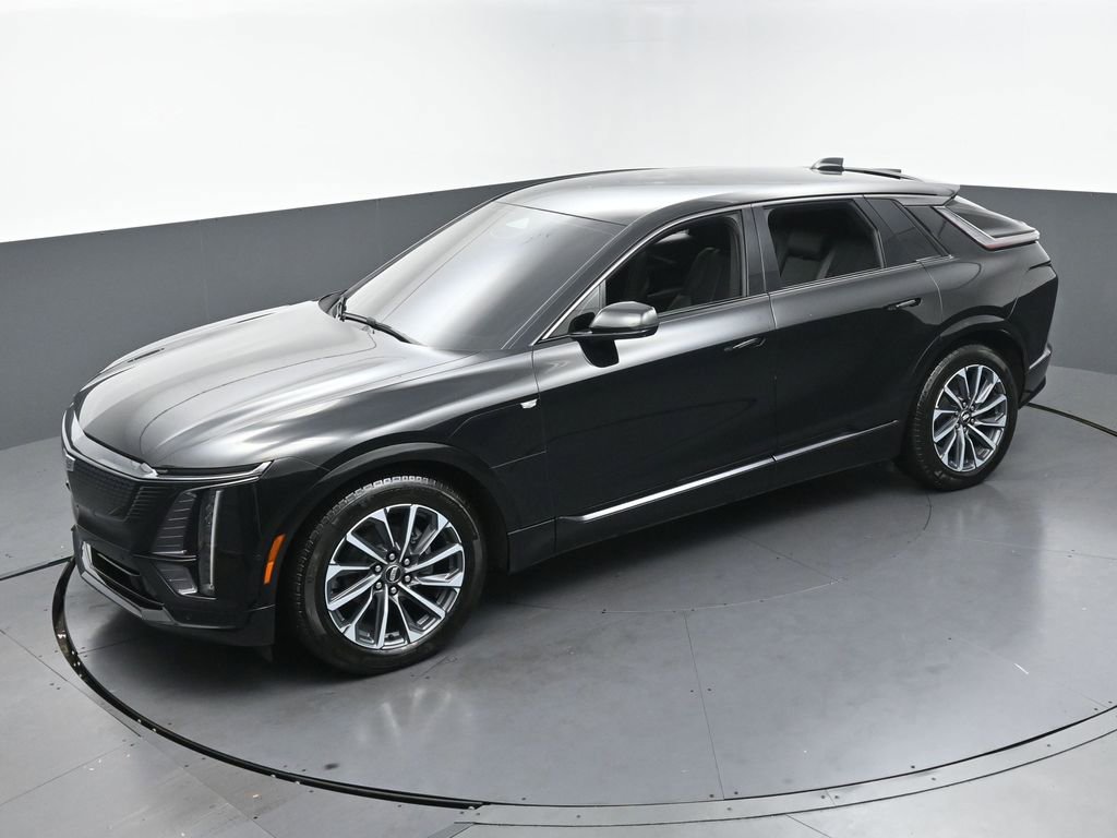 Used 2024 Cadillac Lyriq Sport RWD image 42