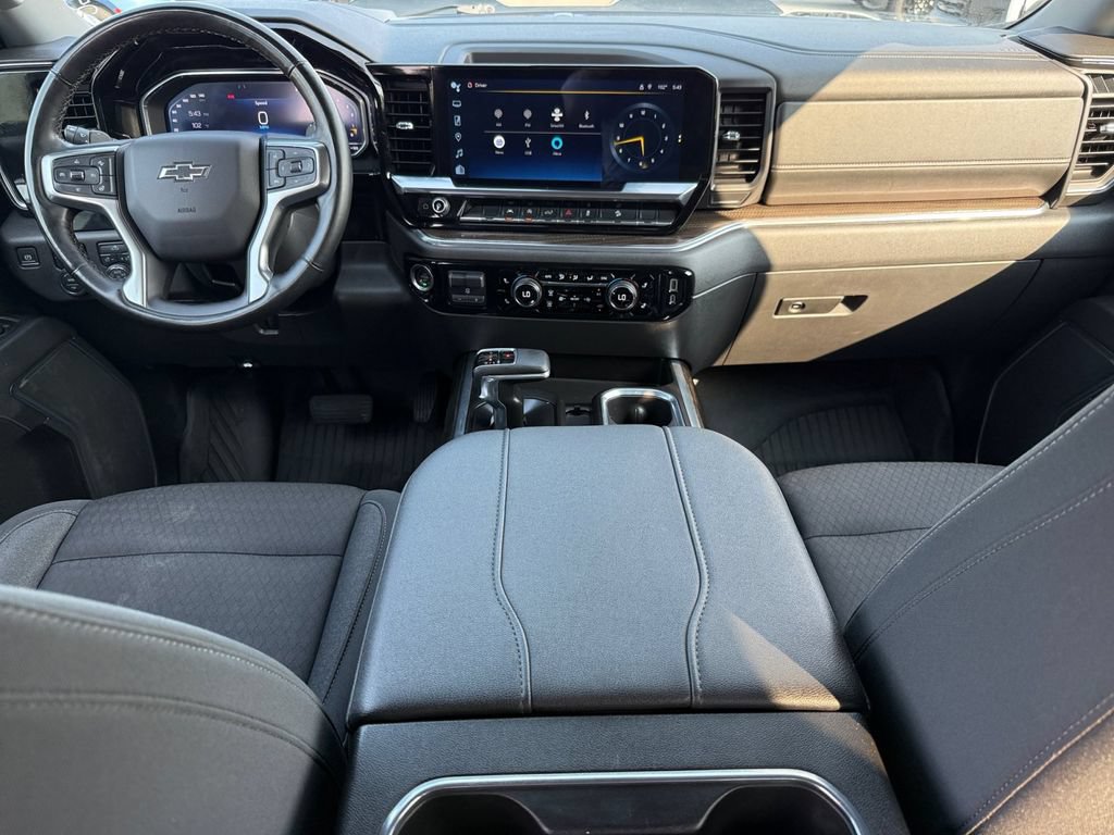 Used 2025 Chevrolet Silverado 1500 LT Trail Boss w/ Protection Package AWD/4WD image 13