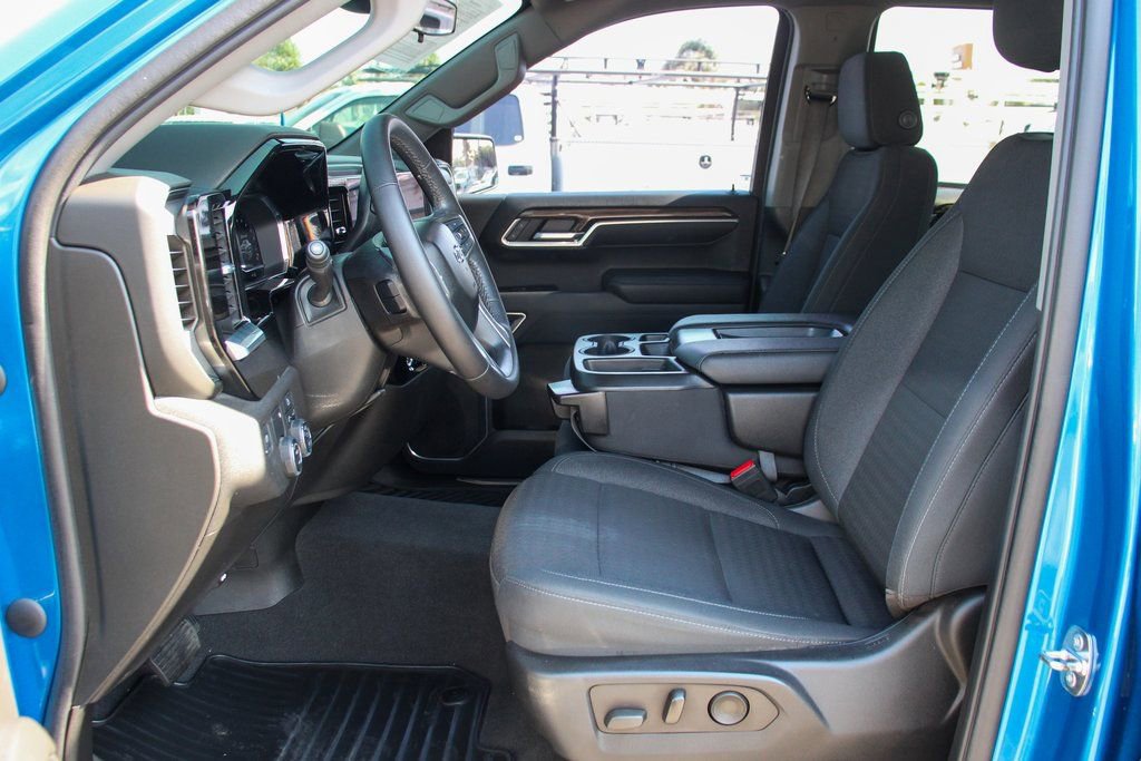 Used 2022 Chevrolet Silverado 1500 RST image 17