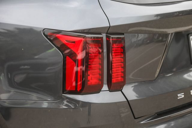 Used 2021 Kia Sorento S FWD image 11