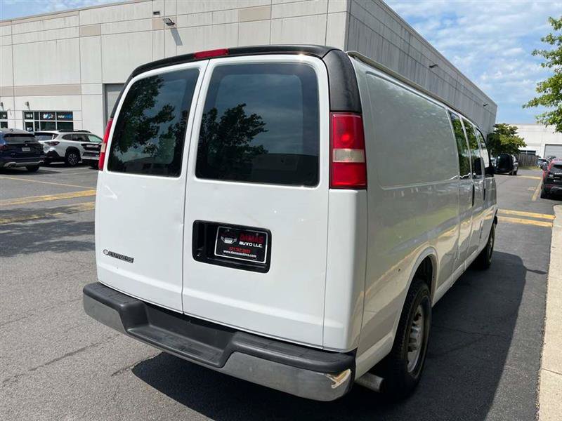 Used 2007 Chevrolet Express 3500 Extended RWD image 29