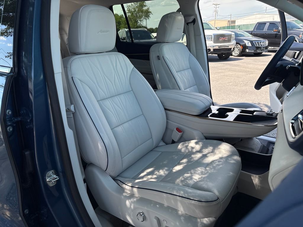 Certified 2026 Buick Enclave Avenir w/ Super Cruise Package FWD image 53