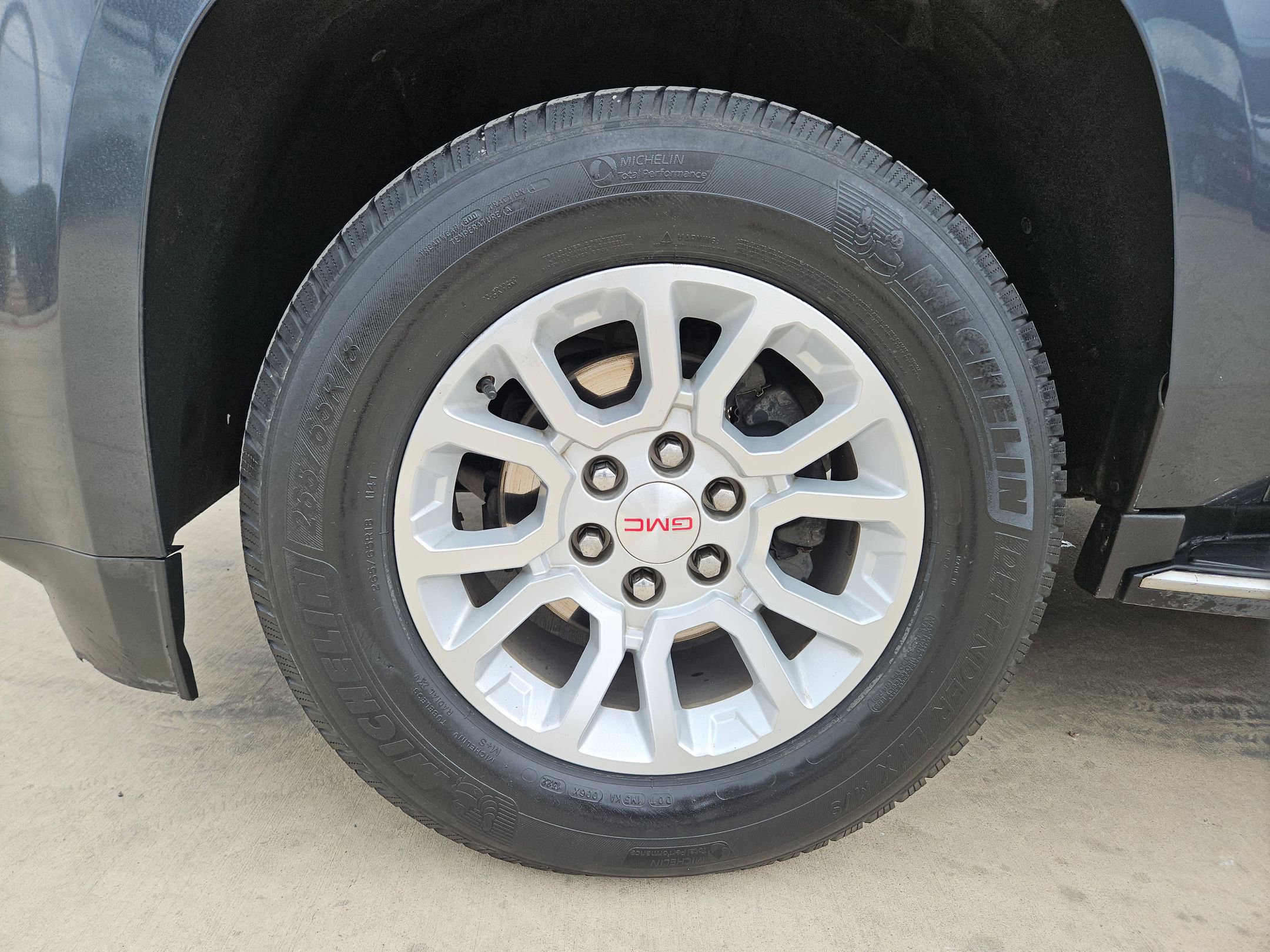 Used 2019 GMC Yukon XL SLT w/ Open Road Package image 31