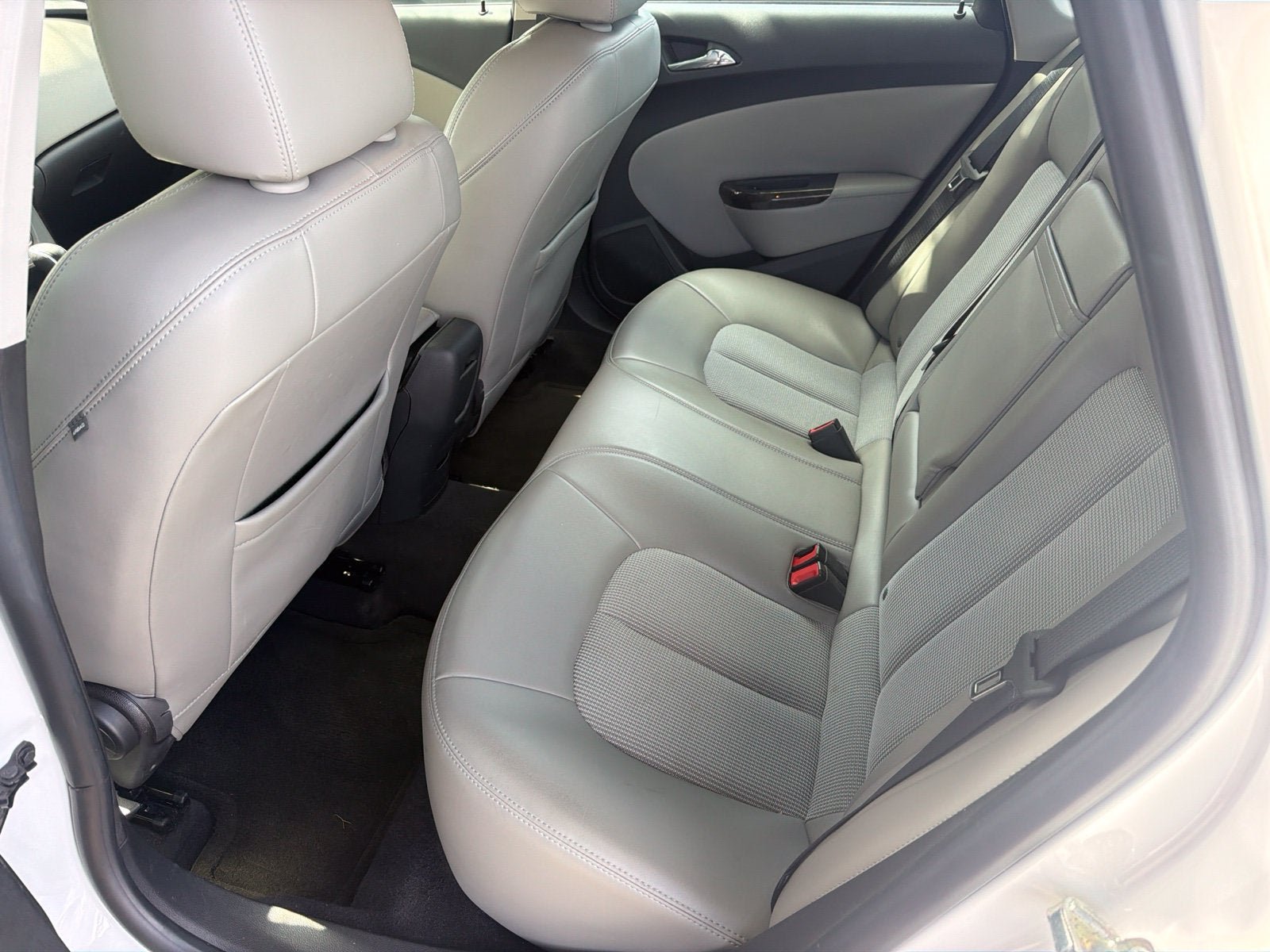 Used 2015 Buick Verano Convenience FWD image 6