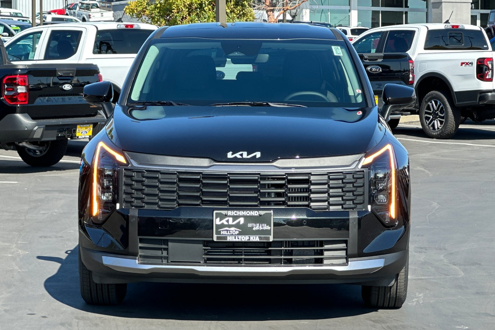 New 2027 Kia Sportage LX FWD image 9