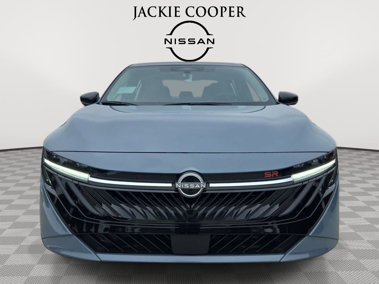 New 2026 Nissan Sentra SR w/ SR Premium Package FWD image 8