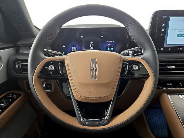 New 2026 Lincoln Aviator Black Label w/ Jet Appearance Package AWD/4WD image 18