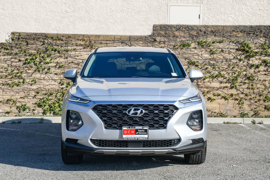 Used 2019 Hyundai Santa Fe SE FWD image 2