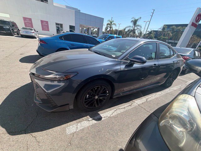 Used 2026 Toyota Camry SE w/ Multimedia Upgrade Package FWD image 6