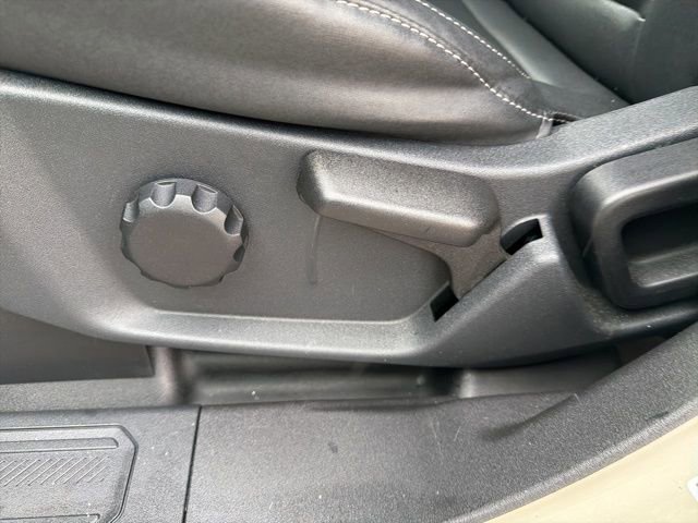 Used 2025 Ford Bronco Badlands image 25